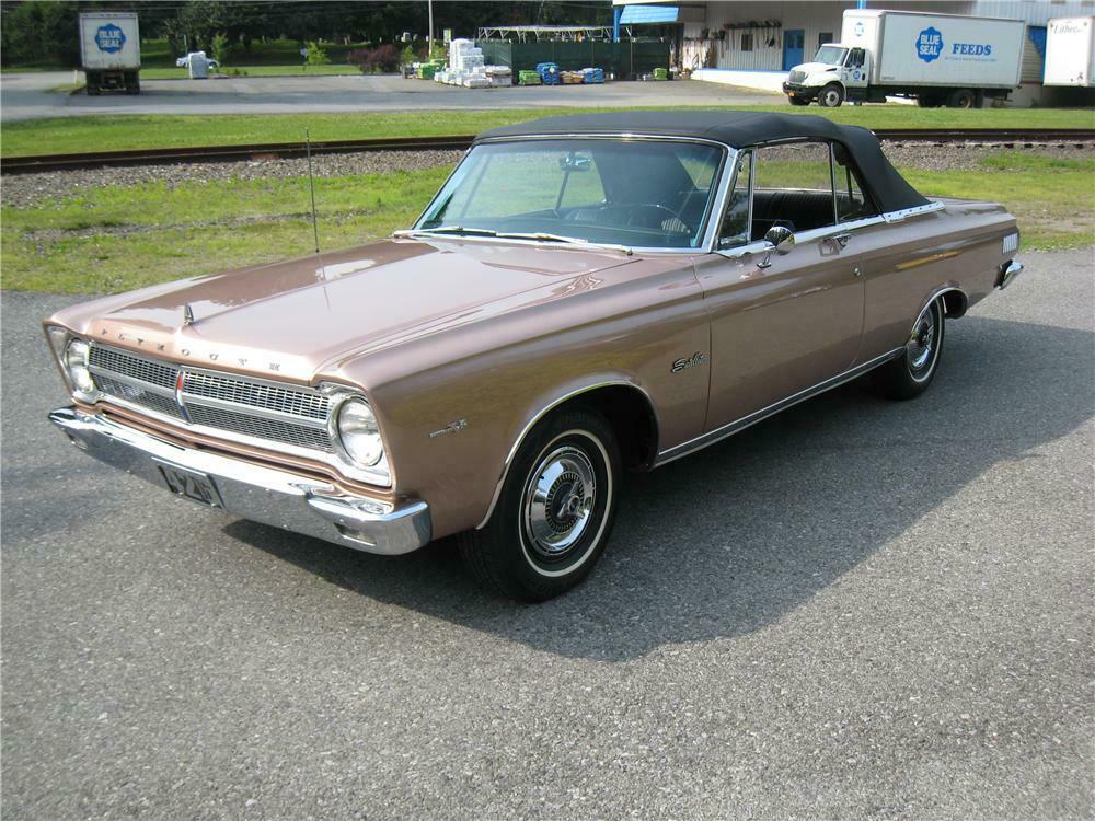 1965 PLYMOUTH SATELLITE CONVERTIBLE - Front 3/4 - 161463