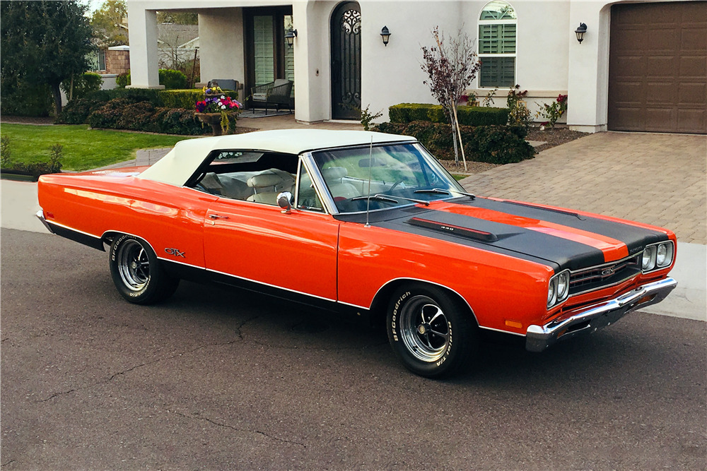 1969 PLYMOUTH SATELLITE CONVERTIBLE - Front 3/4 - 230254