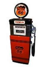 Outstanding late 1950s-60s Phillips 66 restored Wayne 505 service station gas pump. - Front 3/4 - 151905