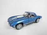 Killer 1967 Corvette 427 Stingray L89 Franklin Mint LE 1:24 scale diecast model. - Front 3/4 - 208552