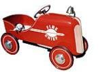 Unusual and fun 1930 Pontiac Fire Chief pedal car manufactured by Steelcraft. - Front 3/4 - 215493