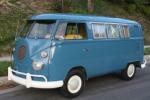 1966 VOLKSWAGEN CAMPER BUS - Front 3/4 - 112907