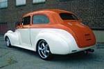 1940 CHEVROLET MASTER DELUXE CUSTOM 2 DOOR SEDAN - Rear 3/4 - 133074