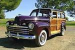 1946 FORD SUPER DELUXE WOODY WAGON - Front 3/4 - 161035