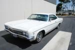 1966 CHEVROLET IMPALA SS CUSTOM 2 DOOR HARDTOP - Front 3/4 - 177385