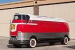 1950 GENERAL MOTORS FUTURLINER PARADE OF PROGRESS TOUR BUS - Front 3/4 - 178574