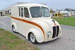 1950 DIVCO CUSTOM MILK TRUCK - Front 3/4 - 200890