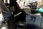 1922 FORD MODEL T TOURING CAR - Interior - 201145