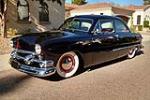 1951 FORD CUSTOM 2-DOOR SEDAN - Side Profile - 210027