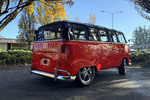 1966 VOLKSWAGEN 21-WINDOW CUSTOM BUS - Rear 3/4 - 236551