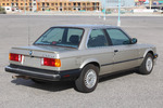 1986 BMW 325i - Rear 3/4 - 240312