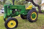 1953 JOHN DEERE MODEL 40 TRACTOR - Front 3/4 - 250501