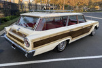 1963 FORD COUNTRY SQUIRE STATION WAGON - Rear 3/4 - 251268