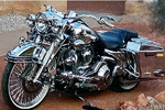 1999 HARLEY-DAVIDSON ROAD KING CUSTOM MOTORCYCLE - Front 3/4 - 260845
