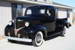 1939 DODGE PICKUP - Front 3/4 - 81701