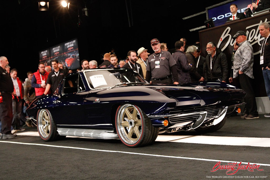 Also making it into the top 10 sales of the 2017 Scottsdale Auction was this 1964 Chevrolet Corvette LT1 (Lot #1399), which sold for $330,000.