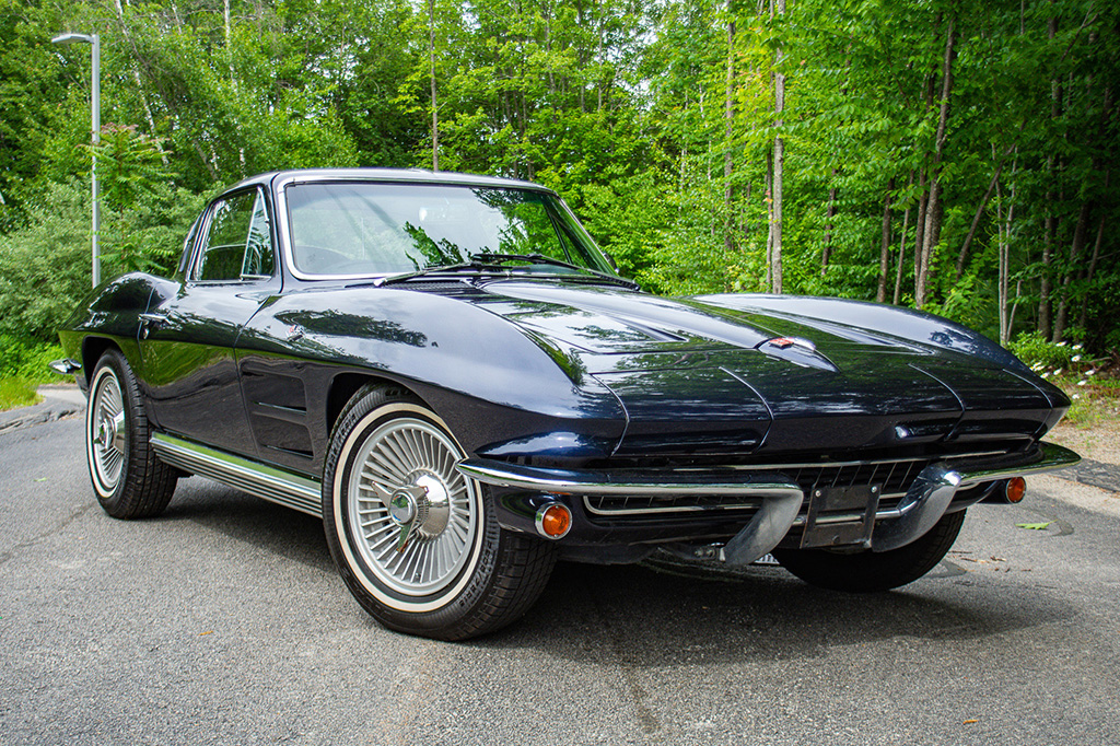 LOT #442 – 1964 CHEVROLET CORVETTE COUPE 327 300 – NO RESERVE