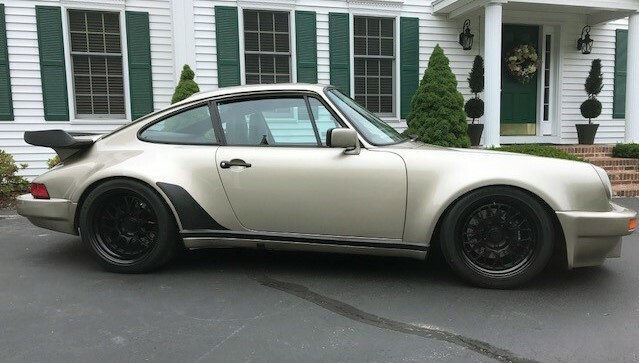 Lot 660 - 1986 Porsche 911 Turbo 930_side