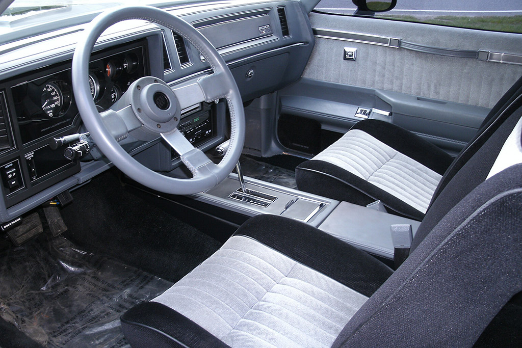 NE19_Lot 687_1987 Buick GNX_interior