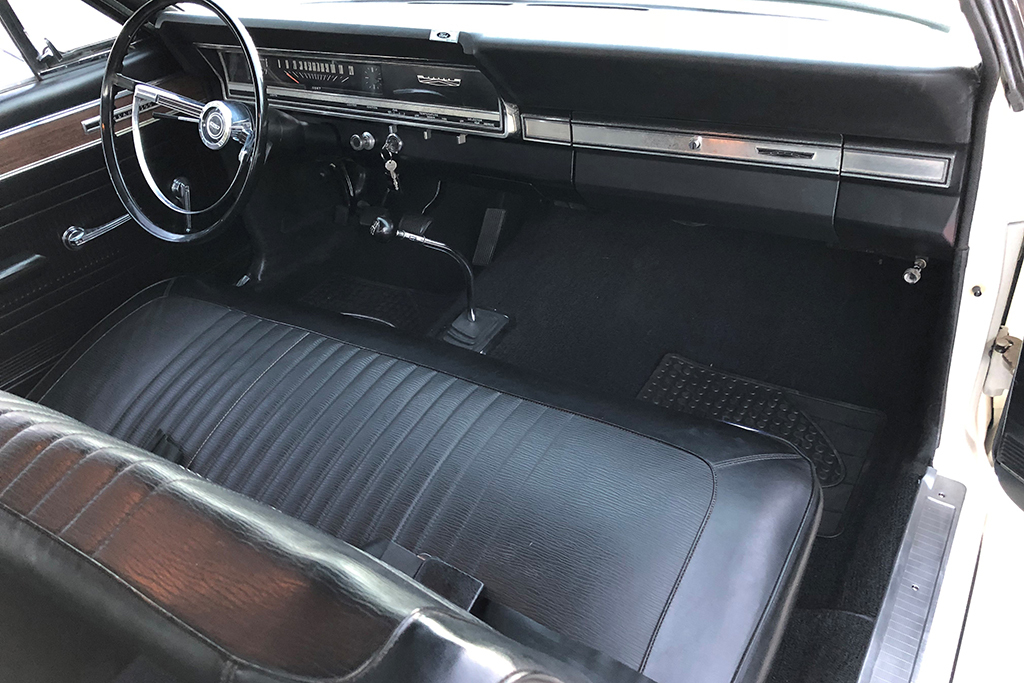 Lot 1365 - 1966 Ford Fairlane 500 R-Code_Interior