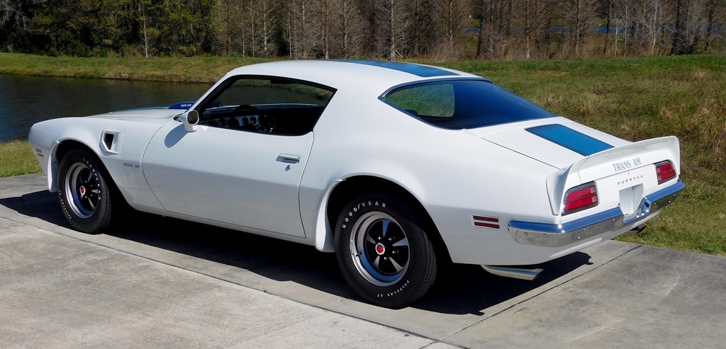 Beyond the shared blue-on-white paint scheme, there are major differences between the first- and second-generation Trans Ams.