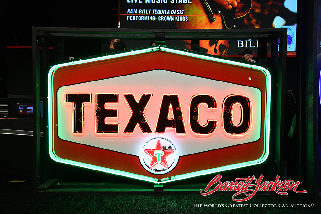 Lot #9398 - 1950S TEXACO OIL PORCELAIN SIGN WITH ANIMATED NEON - $52,900