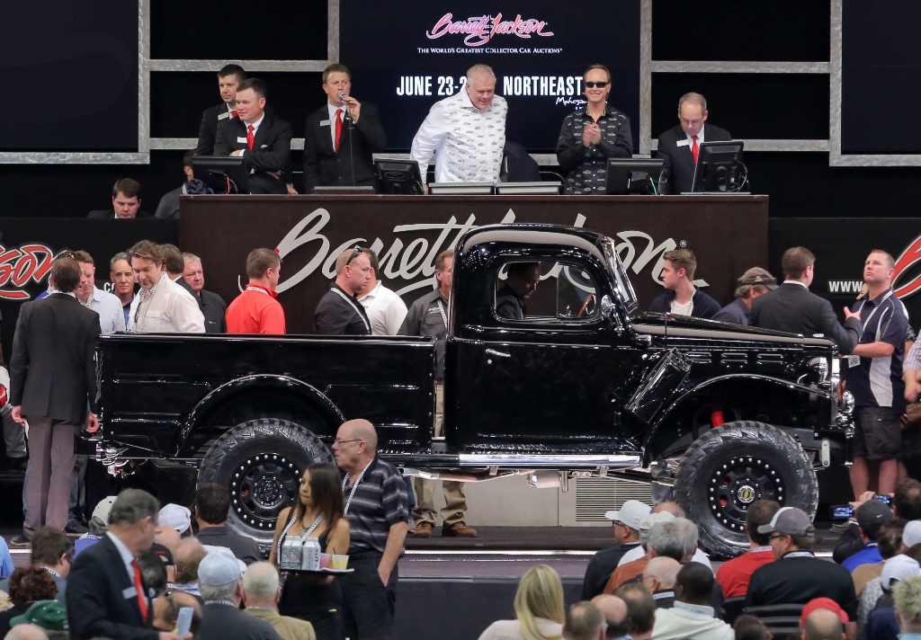 Lot #1061 at the 2016 Scottsdale Auction was a modernized 1944 Power Wagon, which tied the record set by the 1962 version that sold earlier in the week, going for an impressive $187,000.