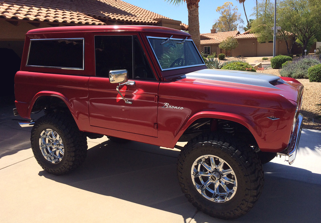 The 1975 Ford Bronco belonging to Barrett-Jackson's Executive Vice President and General Manager Nick Cardinale.