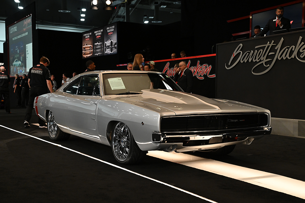 762-1968 DODGE CHARGER CUSTOM COUPE - 220,000