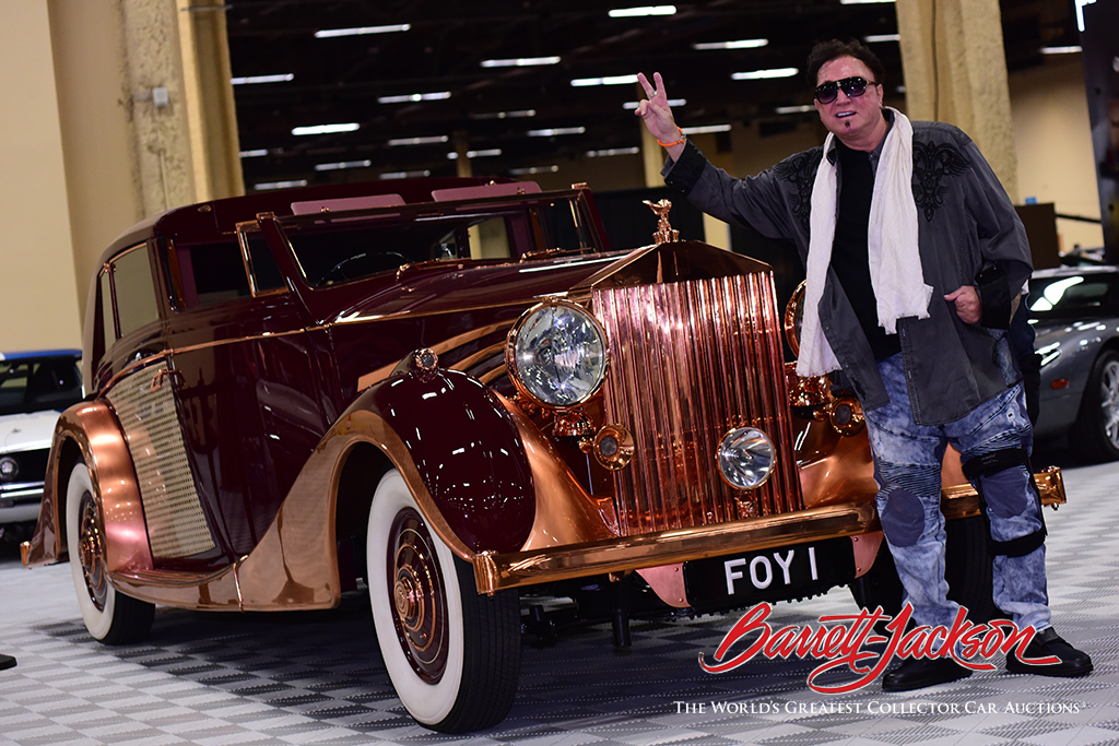 Las Vegas icon Roy Horn paid a visit to the auction today.