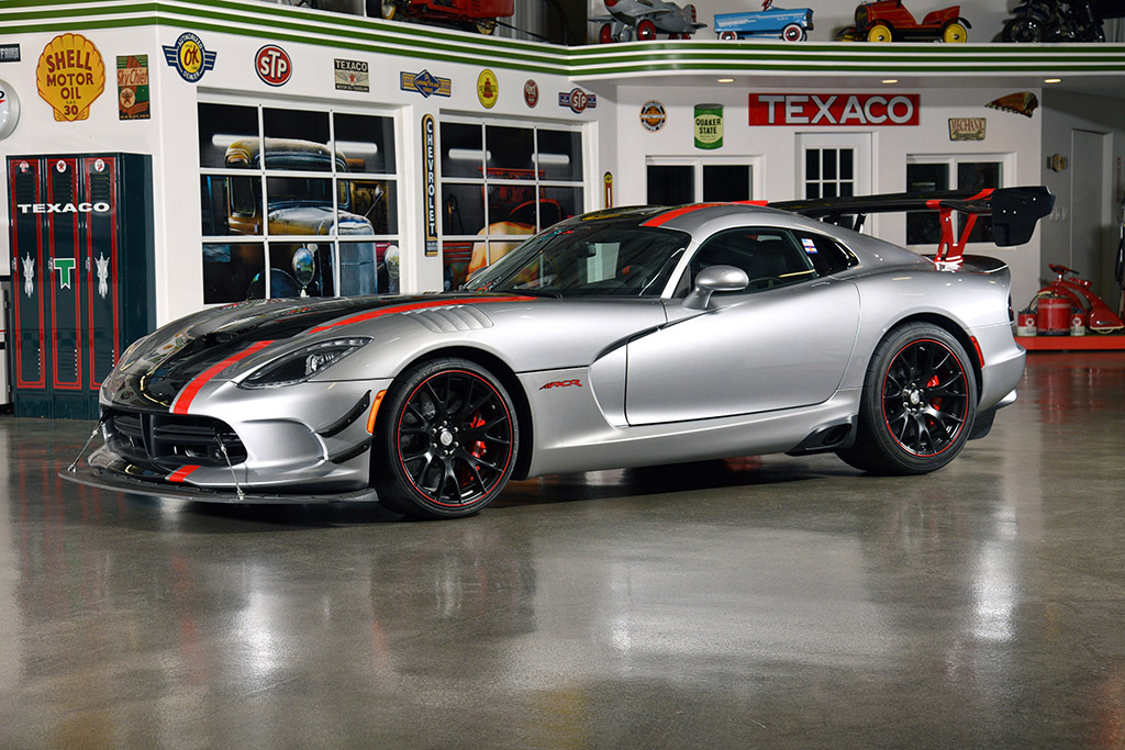 16 Dodge Viper Acr