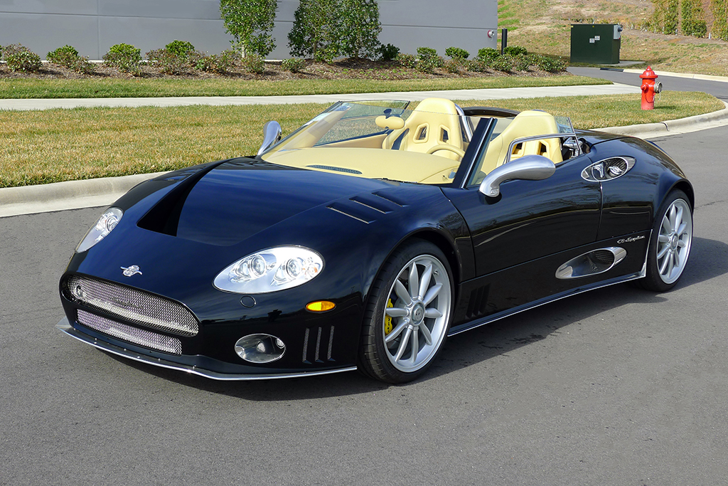 Lot 736 - Reggie Wayne 2010 Spyker C8 Spyder SWB_front34