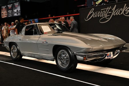 Lot #733 - 1963 CHEVROLET CORVETTE 327:360 Z06 SPLIT WINDOW COUPE - SOLD! $566,500