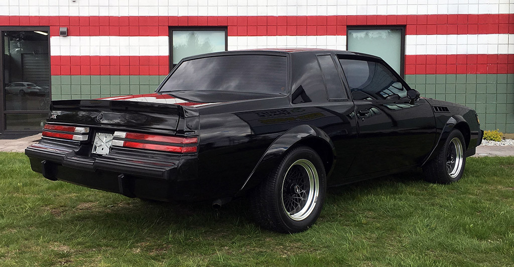 NE19_Lot 687_1987 Buick GNX_Rear_3-4