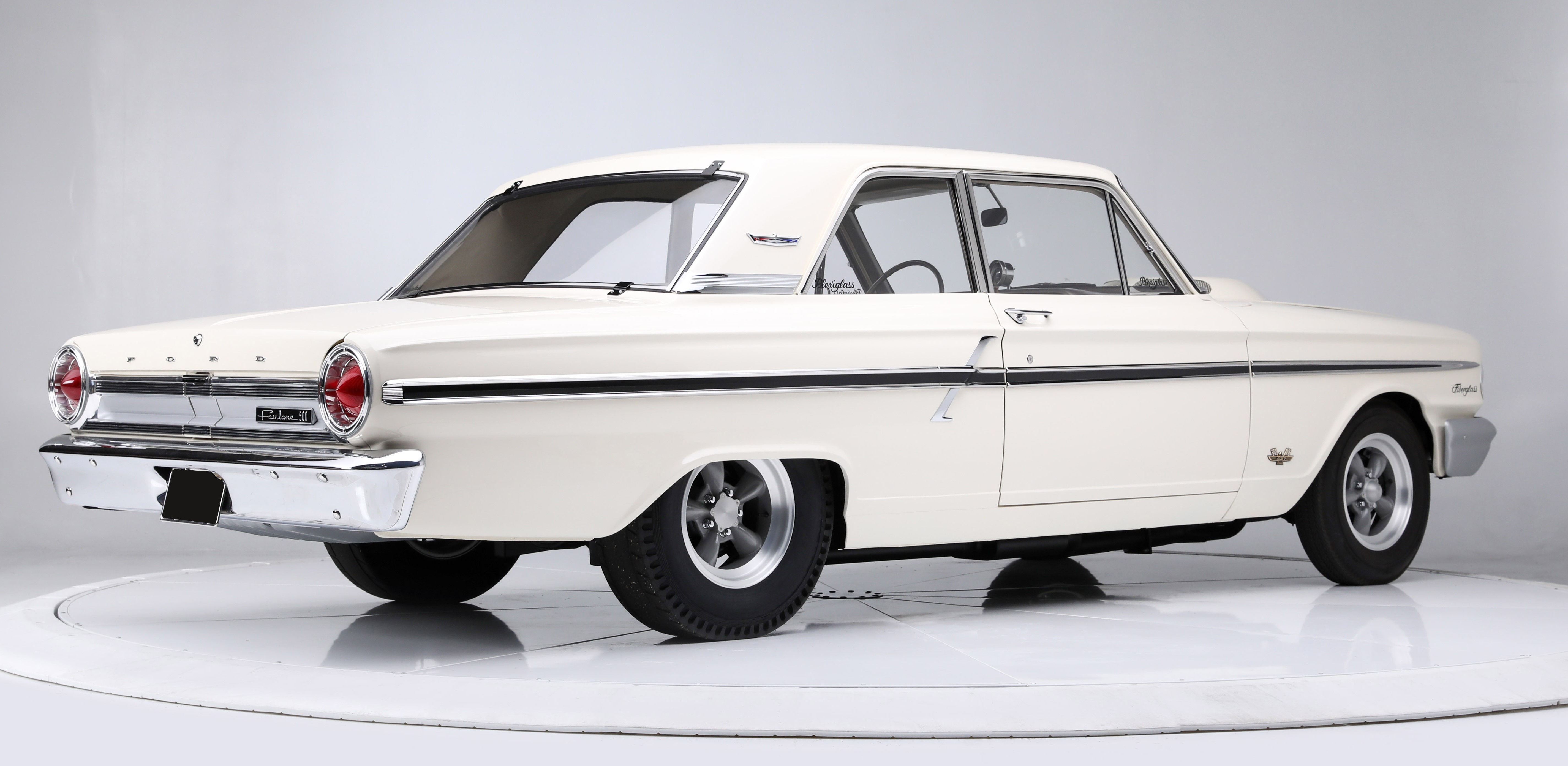 SD20 - Lot 1364 - 1964 Ford Fairlane Thunderbolt_rear34