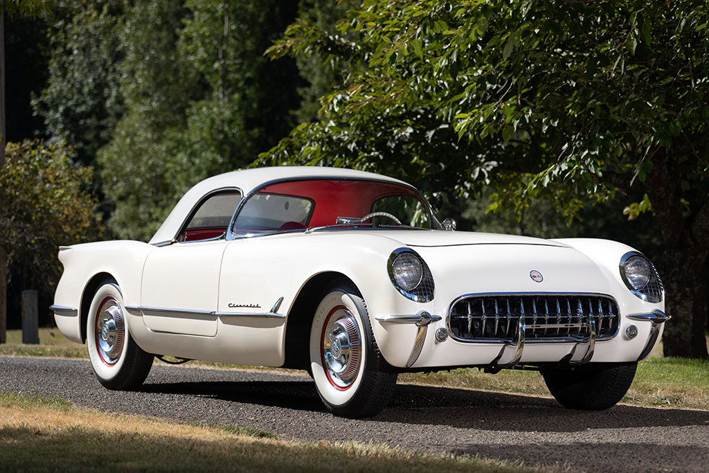 1953 Chevrolet Corvette 235-150_Front34