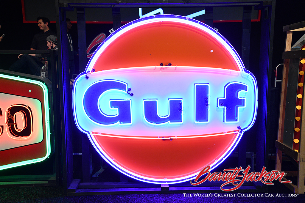 Lot #9394.1 - 1960S GULF OIL PORCELAIN WITH ANIMATED NEON SIGN - $21,850