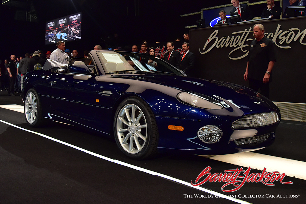 Lot #205 - 2001 ASTON MARTIN DB7 VOLANTE CONVERTIBLE