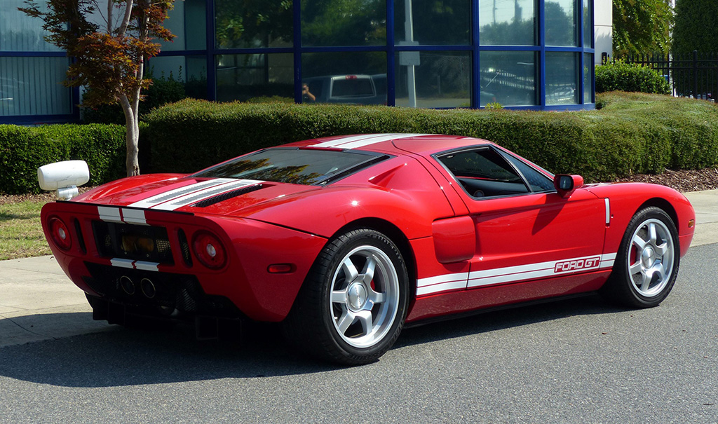 Ford gt 2004