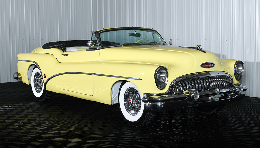 Lot 665.1 - 1953 Buick Skylark Convertible_Front_3-4