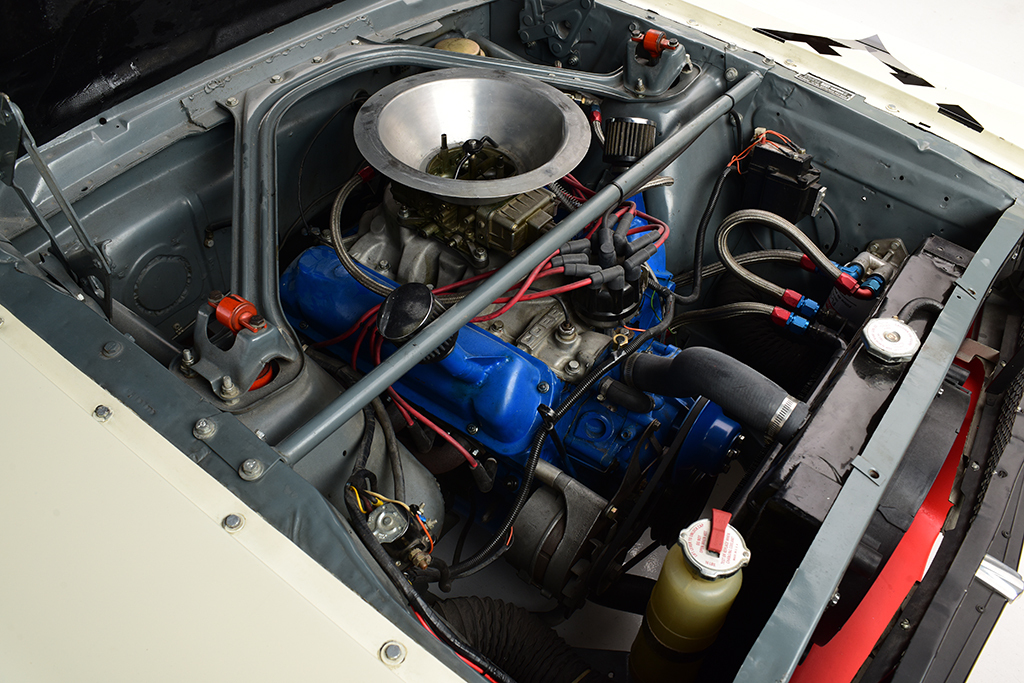 1965 Shelby GT350R_engine