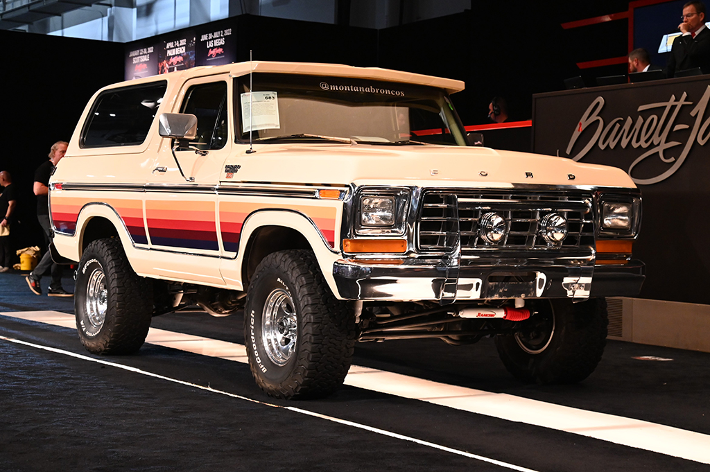 #5 - LOT #683 - 1979 FORD BRONCO CUSTOM SUV - $90,200 - NEW RECORD SALE AT AUCTION