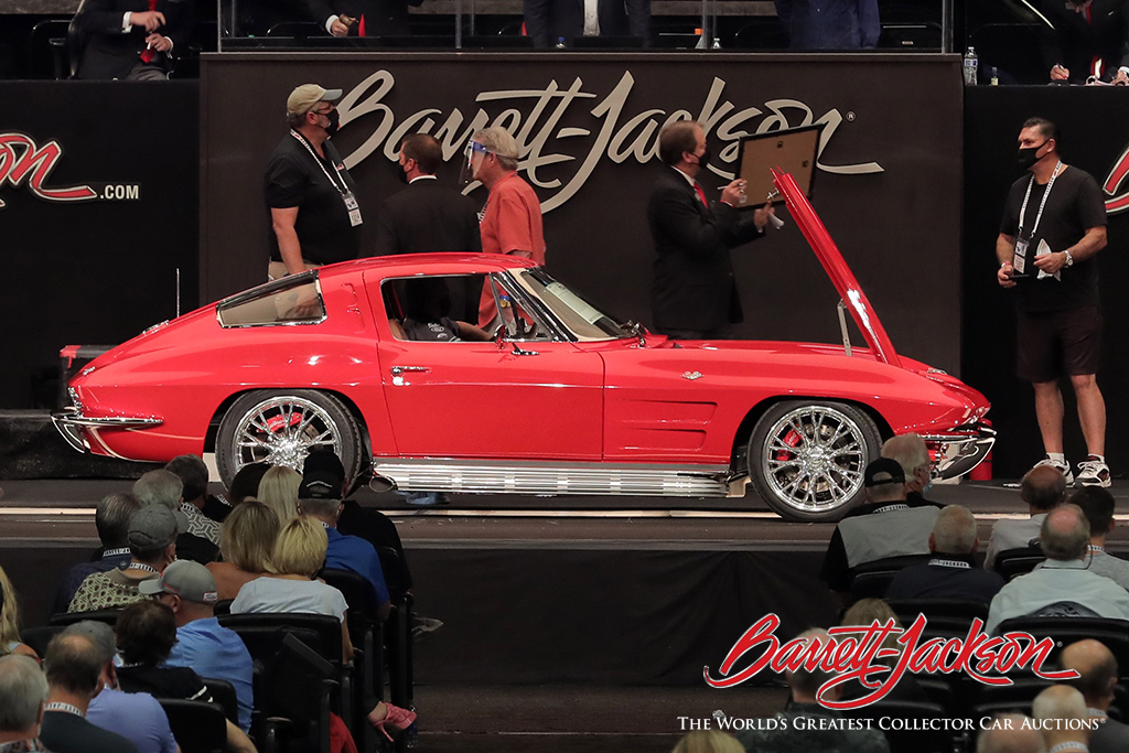 LOT #753 - 1963 CHEVROLET CORVETTE SPLIT-WINDOW CUSTOM COUPE - $214,500