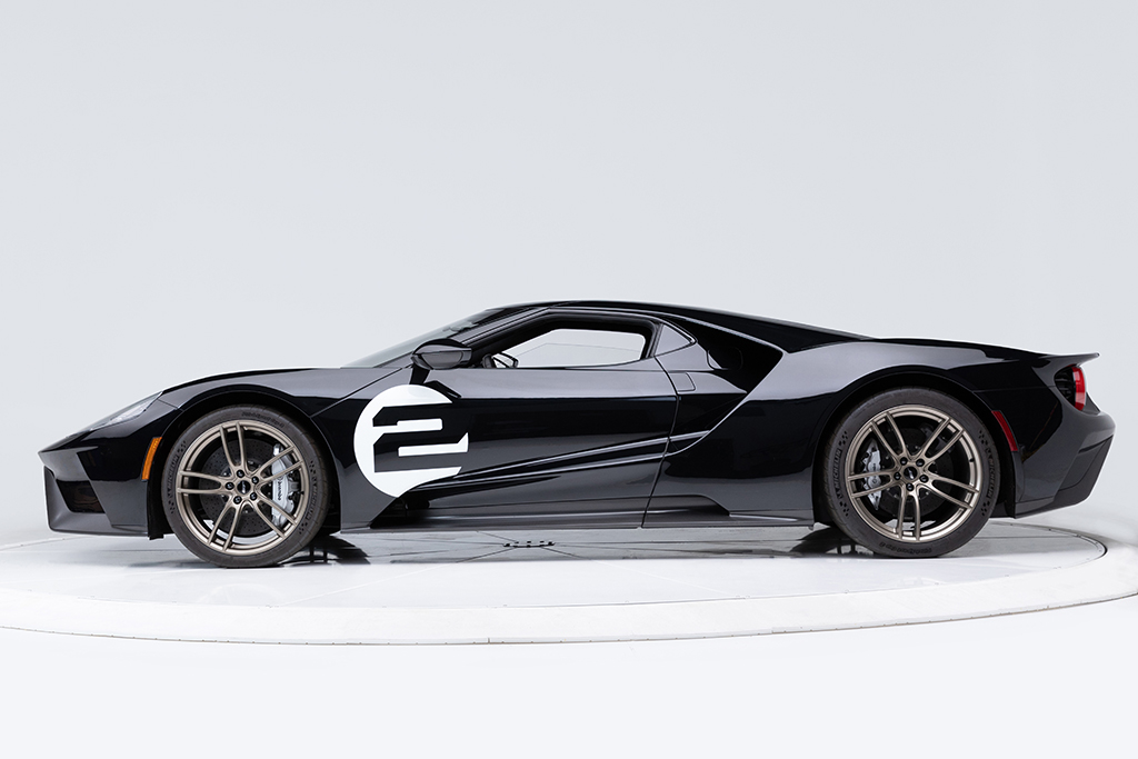 2017 Ford GT 66 Heritage Edition_side