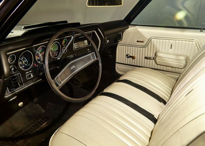 Lot 750 - 1970 CHEVROLET CHEVELLE LS6_interior