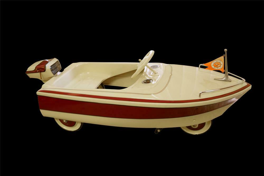 Fantastic 1968 Murray restored speed boat pedal car. Front 3/4 192027