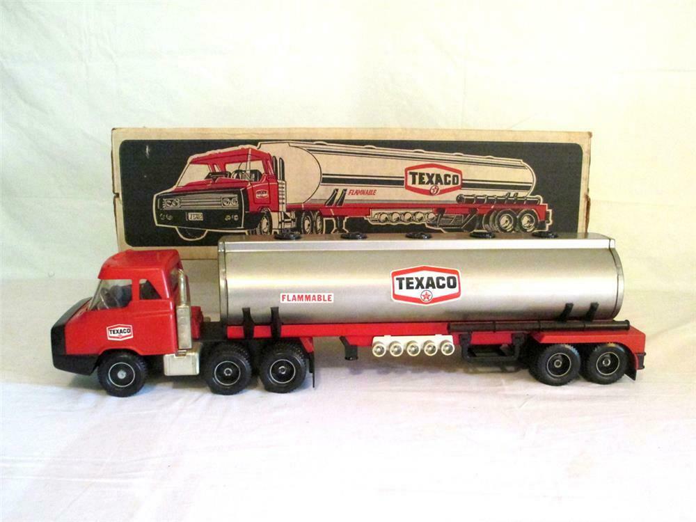Sounds  *NEW*   #a2 Texaco 1975 18 Wheeler SEMI TRUCK Tanker  W/ LIGHTS 