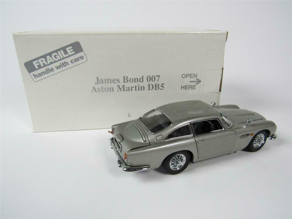 James Bond 007 1964 Aston Martin DB5