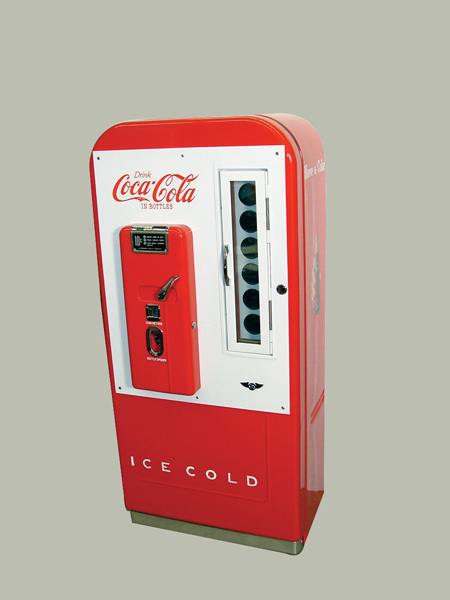 Rare fully restored Coca-Cola Vendo 39-81 conversion coin-ope
