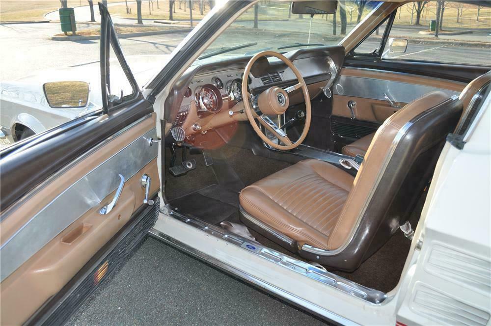 1967 Ford Mustang 2 Door Fastback